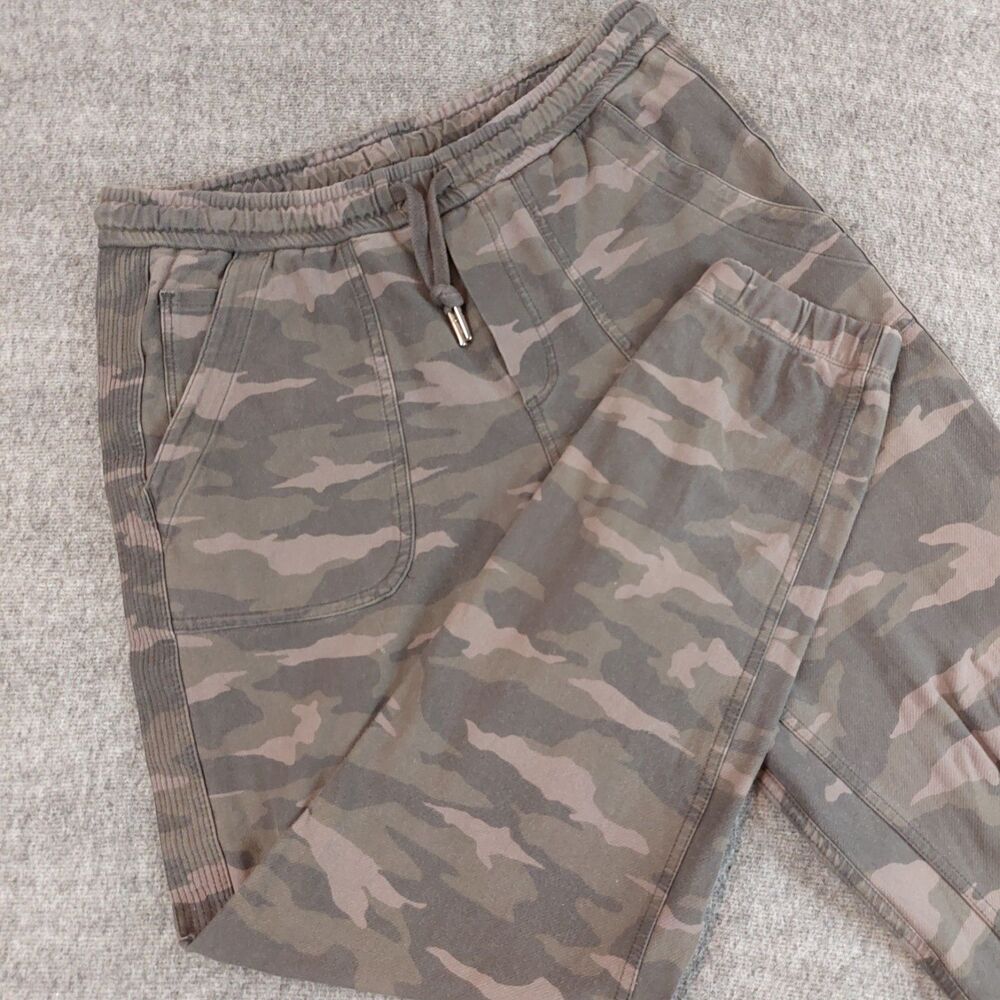 Athleta Farallon Camo Jogger Women's Size 6 (Fit 30x26.5) Sweatpants